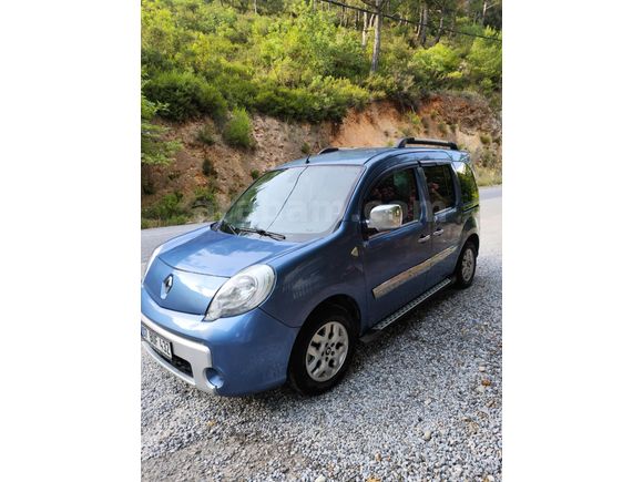 Sahibinden Renault Kangoo Multix 1.5 dCi Chromeline Edition 2012 Model