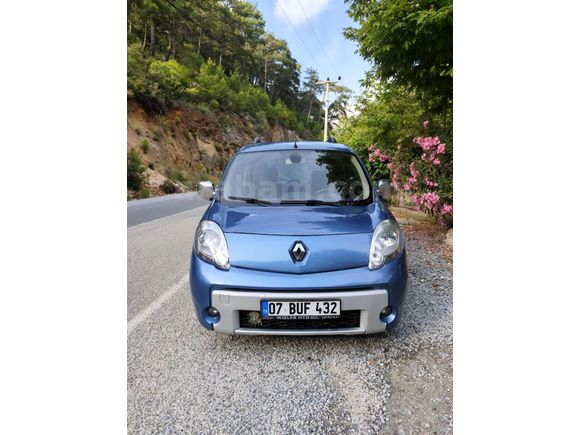 Sahibinden Renault Kangoo Multix 1.5 dCi Chromeline Edition 2012 Model