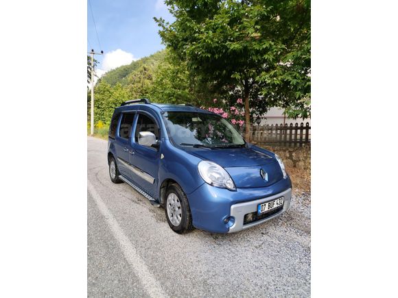Sahibinden Renault Kangoo Multix 1.5 dCi Chromeline Edition 2012 Model