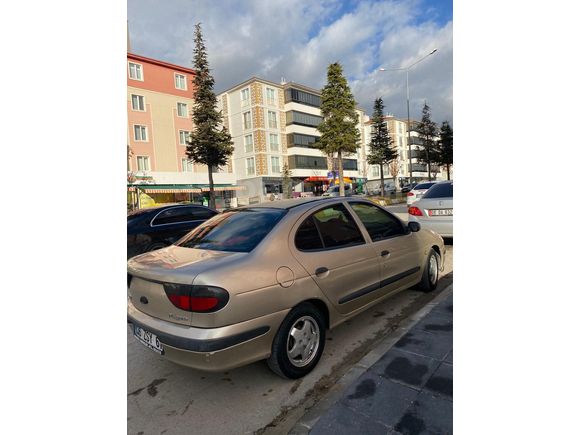 Sahibinden Renault Megane.1. 2.0 RXT 1998 Model