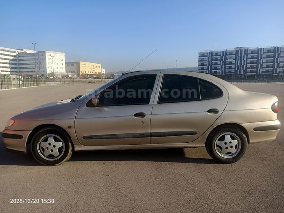 Sahibinden Renault Megane.1. 2.0 RXT 1998 Model
