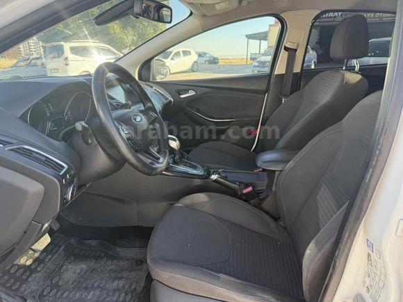 Galeriden Ford Focus 1.5 TDCi Titanium 2015 Model Diyarbakır