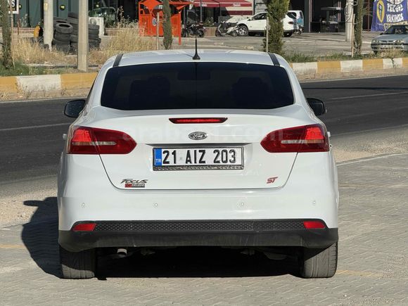 Galeriden Ford Focus 1.5 TDCi Titanium 2015 Model Diyarbakır