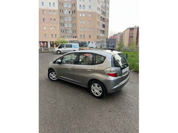 Sahibinden Honda Jazz 1.4 Joy 2010 Model 