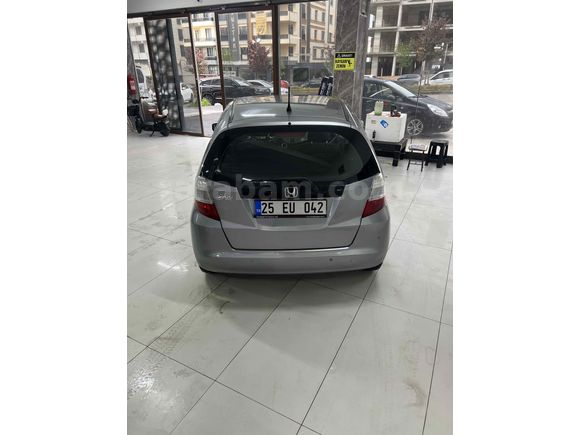 Sahibinden Honda Jazz 1.4 Joy 2010 Model 
