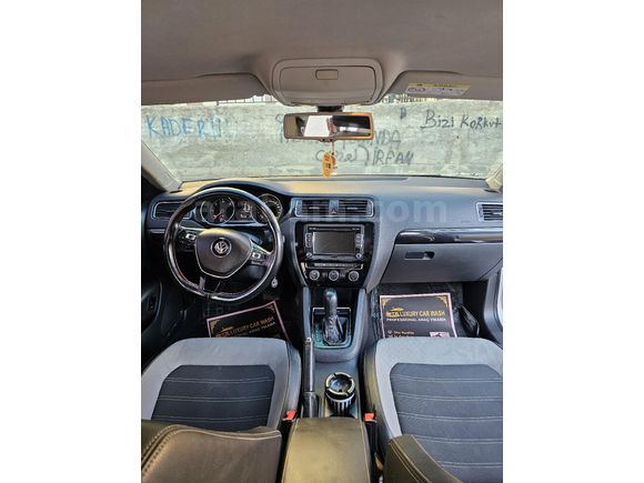 BOYASIZ JETTA