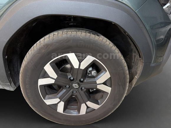 otomobil Renault Duster 1.3 TCE Techno EDC