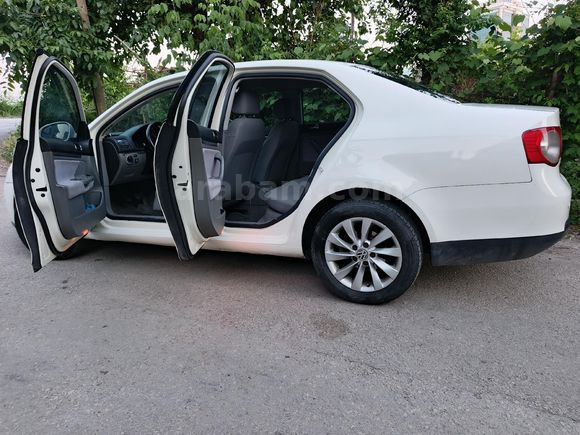 Sahibinden Volkswagen Jetta 1.6 Primeline 2006 Model