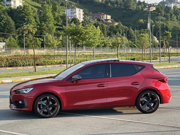 Sahibinden Seat Leon 1.5 TSI FR 2023 Model 