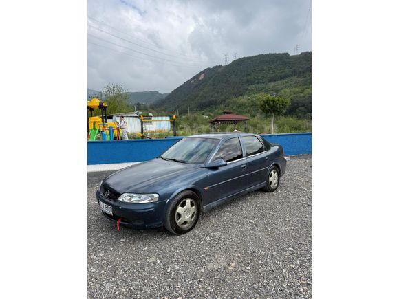 Sahibinden Opel Vectra 1.6 GL 2000 Model