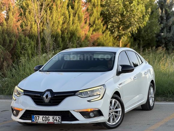 Galeriden Renault Megane 1.5 Blue DCI Touch 2020 Model Batman