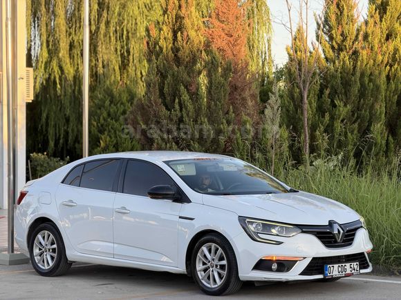 Galeriden Renault Megane 1.5 Blue DCI Touch 2020 Model Batman