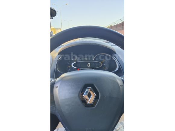 Öğretmenden Ekstralı Clio 4