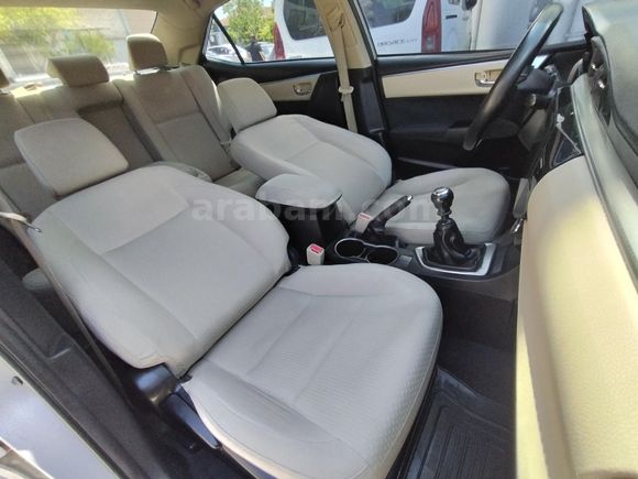Galeriden Toyota Corolla 1.4 D-4D Advance 2013 Model Afyonkarahisar