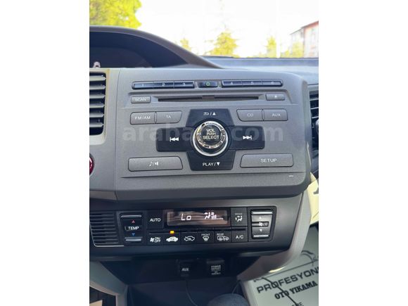 Sahibinden Honda Civic 1.6i VTEC Premium 2014 Model 