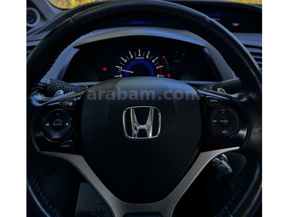 Sahibinden Honda Civic 1.6i VTEC Premium 2014 Model 
