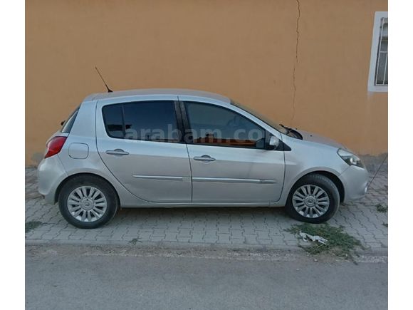 Sahibinden Renault Clio 1.2 Extreme 2011 Model