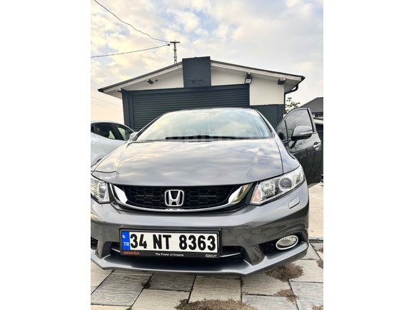 Sahibinden Honda Civic 1.6i VTEC Elegance 2015 Model 