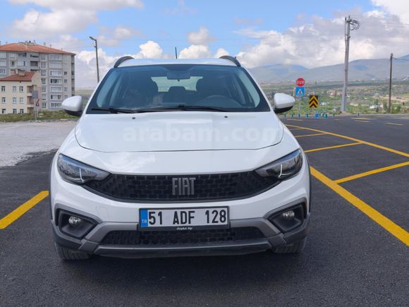 Sahibinden Fiat Egea Cross 1.5 T4 Urban 2022 Model  41300 km Beyaz