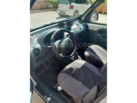 Sahibinden Renault Kangoo 1.9 D 2000 Model