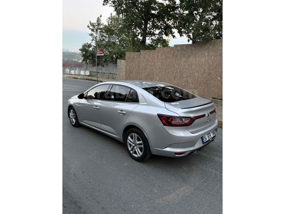Sahibinden Renault Megane 1.3 TCe Joy 2019 Model 
