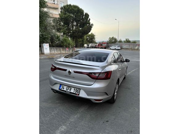 Sahibinden Renault Megane 1.3 TCe Joy 2019 Model 