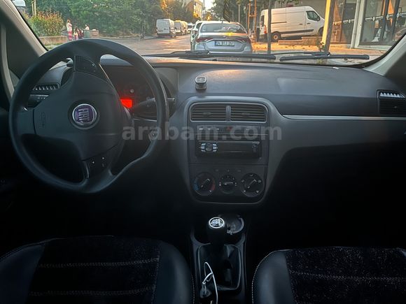 Fiat Punto Bakımlı Tek Değişen 143K KM