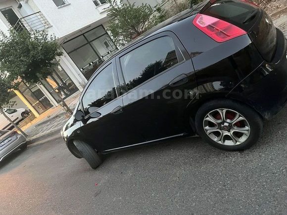 Fiat Punto Bakımlı Tek Değişen 143K KM