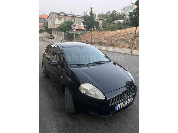 Fiat Punto Bakımlı Tek Değişen 143K KM
