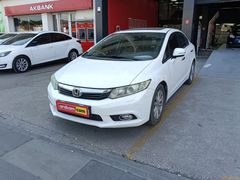 Galeriden Honda Civic 1.6 Elegance 2013 Model Sakarya 168.448 km Beyaz