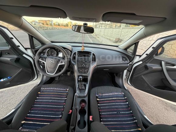 ASEL AUTO’DAN Opel Astra 1.6 Edition Plus 2016 Model