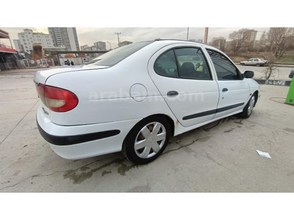 Sahibinden Renault Megane 1.6 RTE 2000 Model