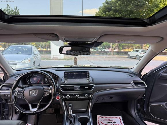 EMRAH AUTO'Dan HATASIZ EMSALSİZ TEMIZLIKTE TAM DOLU