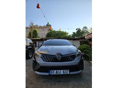 Sahibinden Renault Clio 1.0 TCe Techno Esprit Alpine 2023 Model Rize 45.000 km Gri