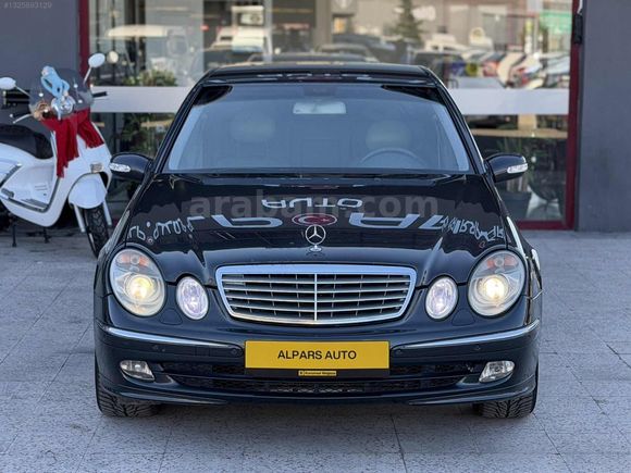 ALP ARS AUTO'Dan 2003 E220 CDİ DEĞİŞENSİZ 4 PARÇA BOYALI