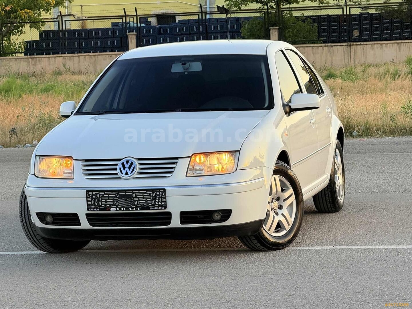 Galeriden Volkswagen Bora 1.6 Pacific 2004 Model Aksaray 172.550 km Beyaz 1