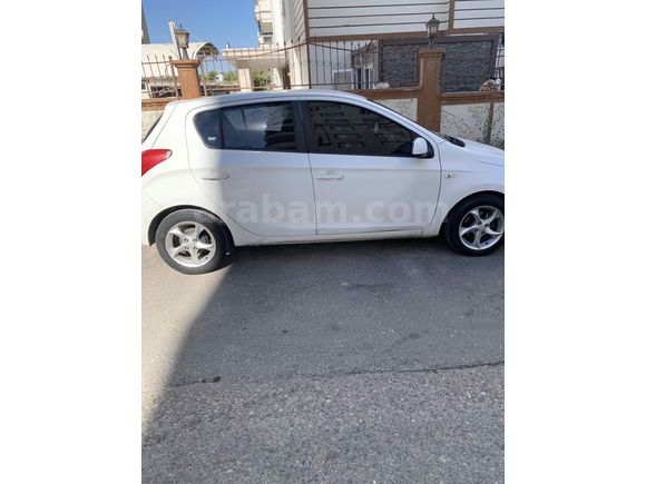 Memurdan Temiz, Bakımlı Aile Arabası