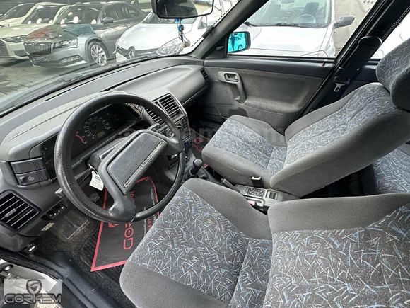 EMSALSİZ_KOLLEKSİYONLUK_LADA_VEGA_FULL ORIJINAL