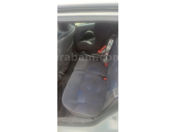 Sahibinden Renault Clio 1.4 RTA 2001 Model