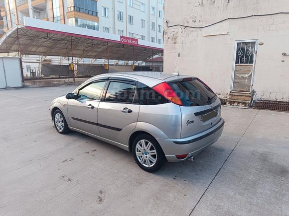 Sahibinden Temiz 2005 Model Ford Focus Collection