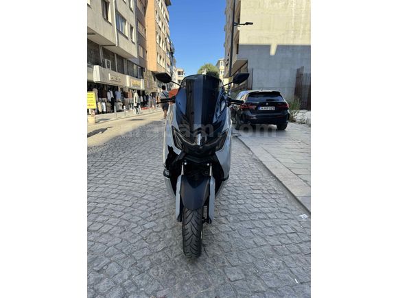    “2025 Yamaha NMAX | Yetkili Servis Bakımlı | 6.800 km | Temiz