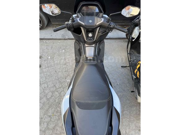     “2025 Yamaha NMAX | Yetkili Servis Bakımlı | 6.800 km | Temiz