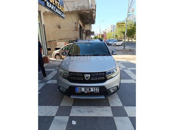 Öğretmenden 2018 Stepway 1.5 DCI /92000 KM  Hatasız Boyasız
