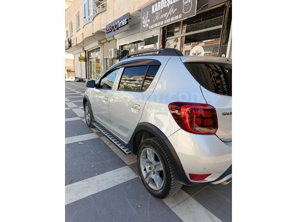 Öğretmenden 2018 Stepway 1.5 DCI /92000 KM  Hatasız Boyasız