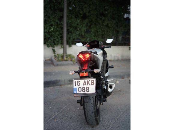 Sahibinden Yamaha YZF R25 ABS 