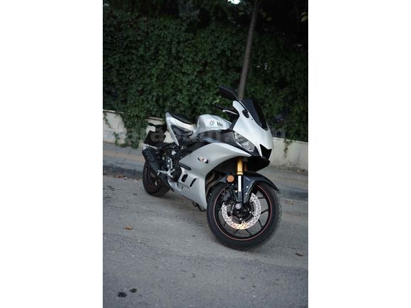 Sahibinden Yamaha YZF R25 ABS 