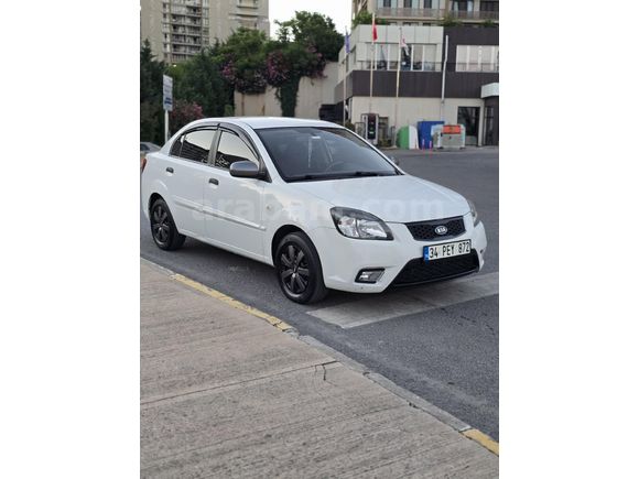 Sahibinden Kia Rio 1.5 CRDi EX Advance 2011 Model
