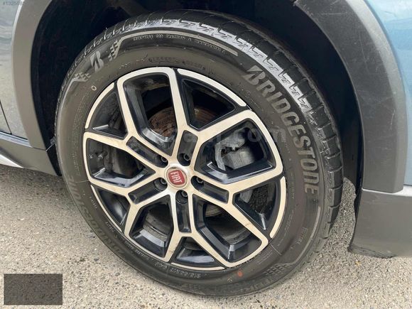2025 model 1.4 urban traction lansman renk Egea cross 12.350 km