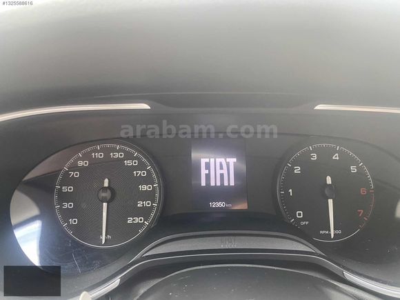 2025 model 1.4 urban traction lansman renk Egea cross 12.350 km