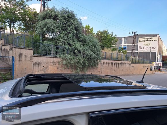 2019 JEEP COMPASS 1.4 LİMİTED 72000 KM 4X4 AZ HASARLI CAM TAVAN